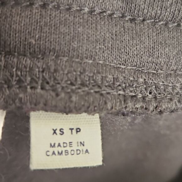 GAP Black Jogger Pants - Picture 7 of 16